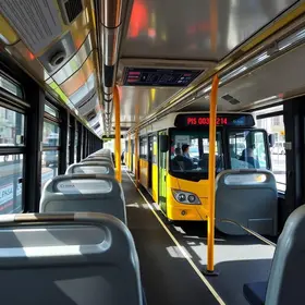 ônibus com ar-condicionado