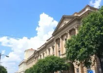 Agosto Lilás